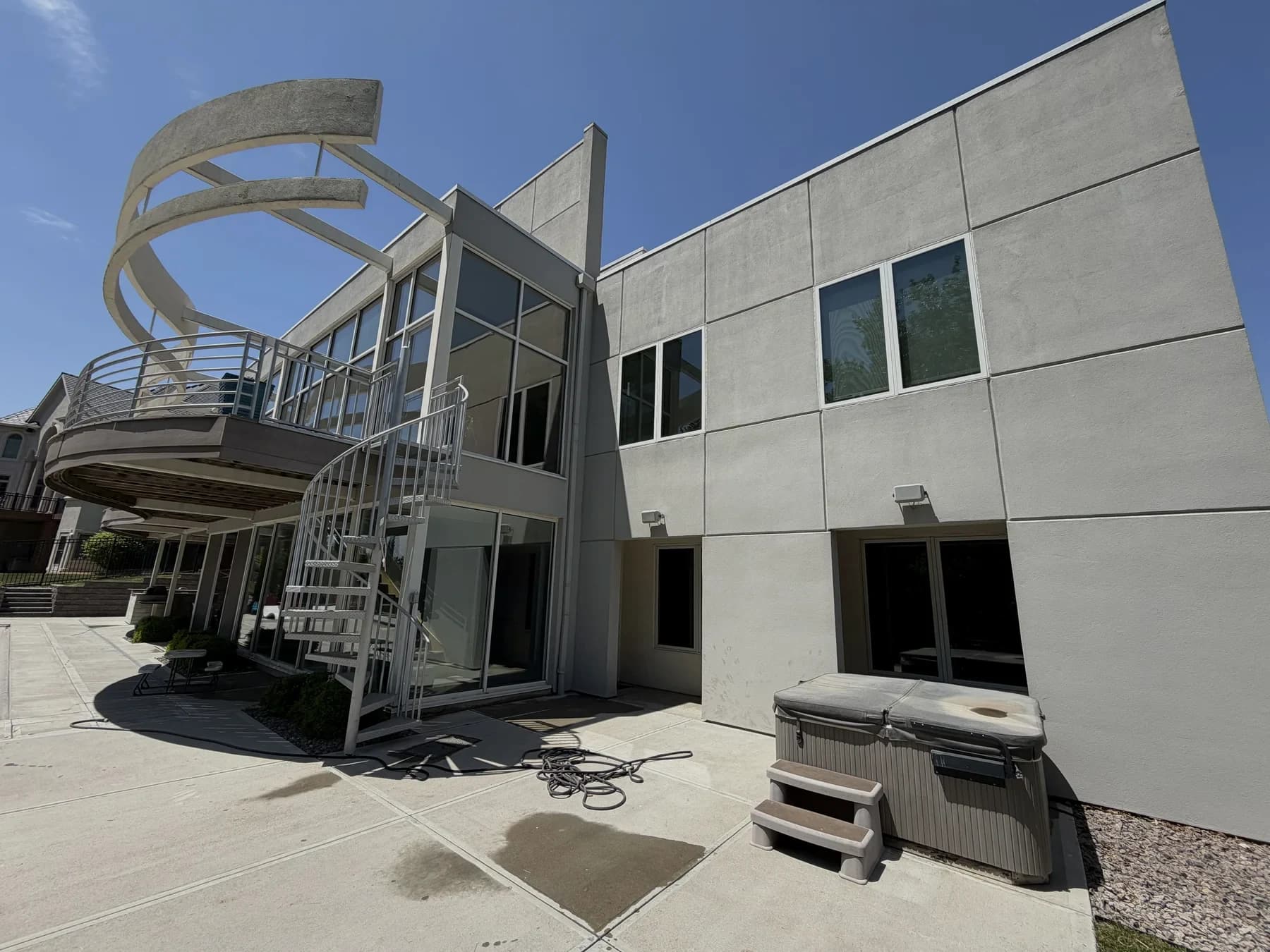 High-access window cleaning on a modern Omaha property