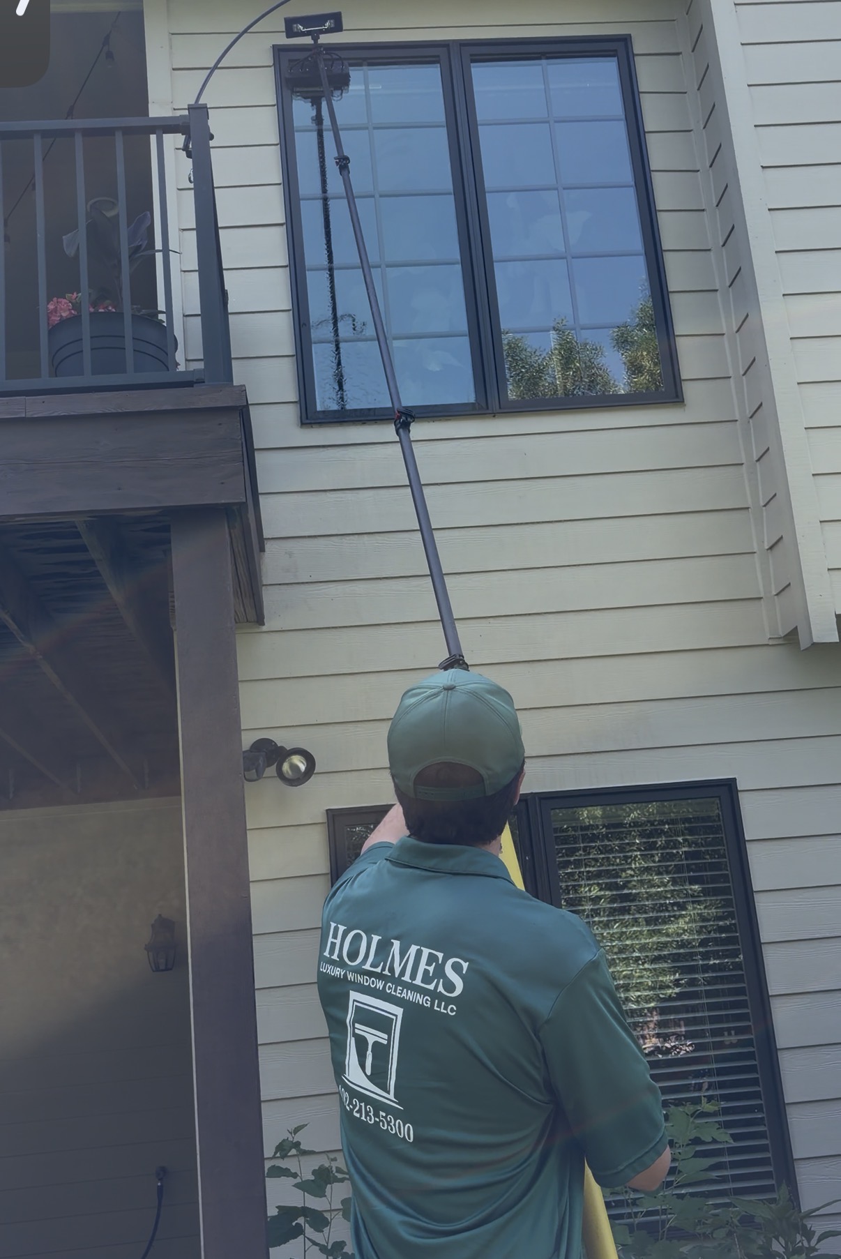 Gutter cleaning service Omaha Nebraska